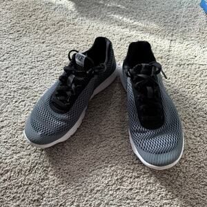 Nike Flex Experience RN 6 Running Shoes Athletic Sneakers Women's Size 6 Gray